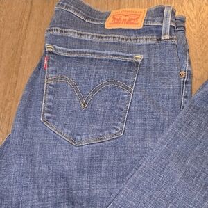 Levi's Sz. 16 Perfectly Slimming Bootcut Jeans